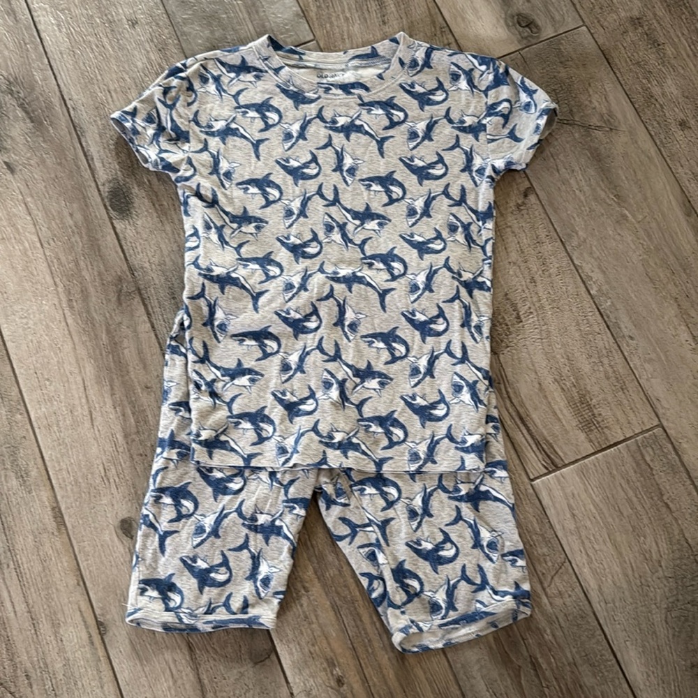 EUC Old Navy Dino pj set, sz 12/XL